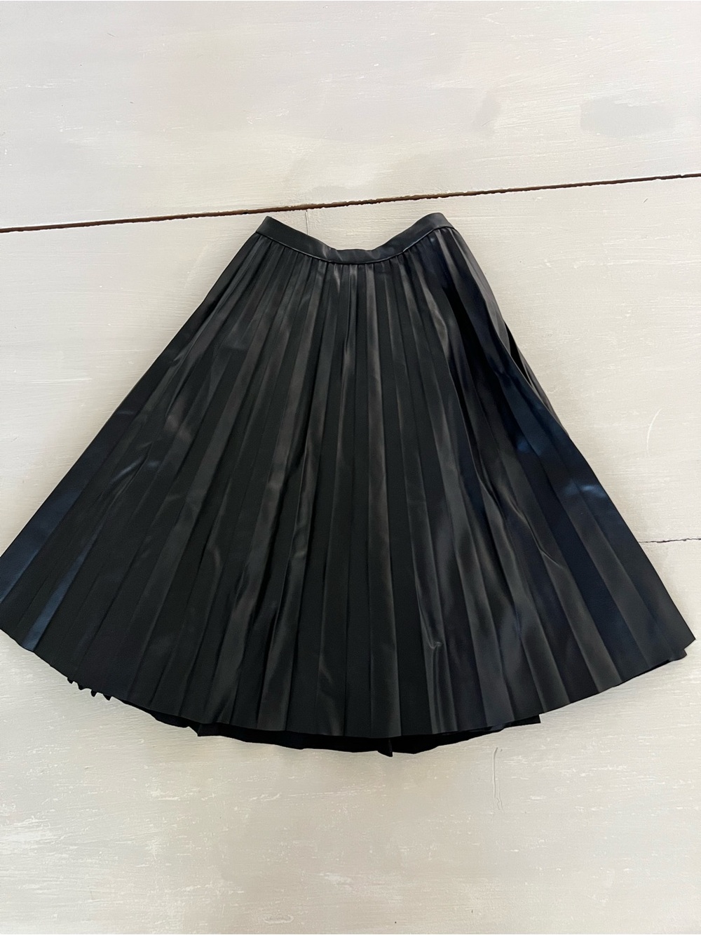 Zara Girls Faux Leather Pleated Skirt Black Size 10 Autumn style